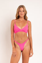 Load image into Gallery viewer, Model Front: Rio De Sol Top Top Mtx-Ultrapink Paola