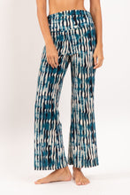 Load image into Gallery viewer, Gallery: Rio De Sol Beach Trousers Azule Murana Pants