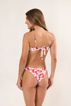 Load image into Gallery viewer, Model Back: Wednesday In Hawaii By Rio De Sol Top Top Pua-Hibiscus Coral