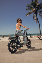 Load image into Gallery viewer, Image 12: Rio De Sol Beach Trousers Azule Murana Pants