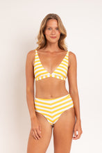 Load image into Gallery viewer, Model Front: Rio De Sol Top Top Sunshine Alba