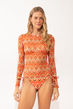 Load image into Gallery viewer, Model Front: Rio De Sol Beach Top Maracai Top Harper Long