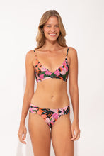 Load image into Gallery viewer, Model Front: Rio De Sol Top Top Jolie Paola