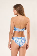 Load image into Gallery viewer, Model Back: Rio De Sol Top Top Pua-Pacifica Lani