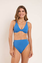 Load image into Gallery viewer, Model Front: Rio De Sol Set Set Sand-Nautico Chantal Kora

