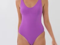 Load and play video in Gallery viewer, Video: Rio De Sol One-Piece Bio-Floreira Bella
