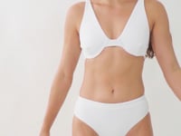 Load and play video in Gallery viewer, Video: Rio De Sol Bottom Bottom Sand-White Kora
